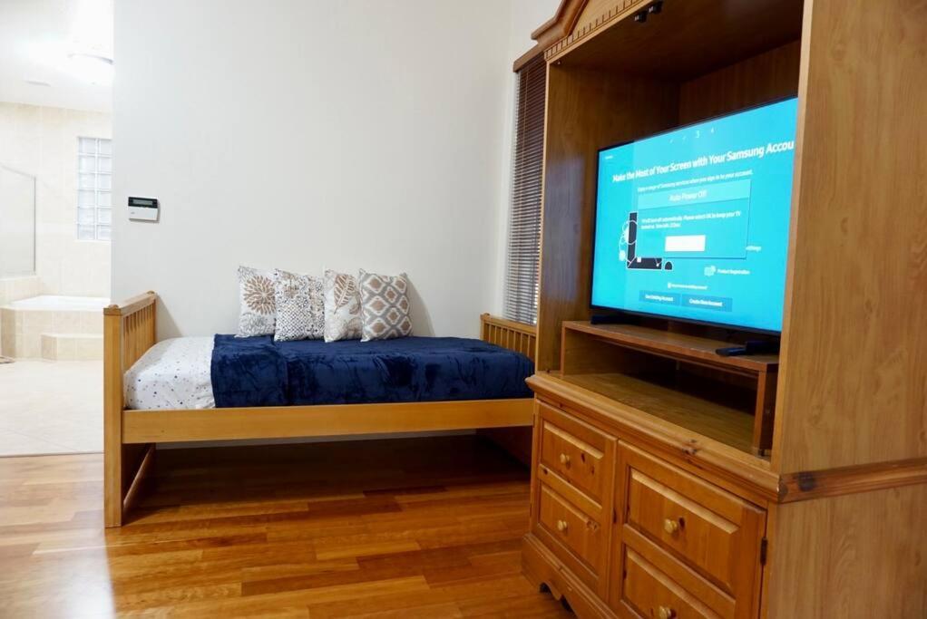 New Luxury Vacation Dream Rental- Sleeps 15! 마이애미 외부 사진