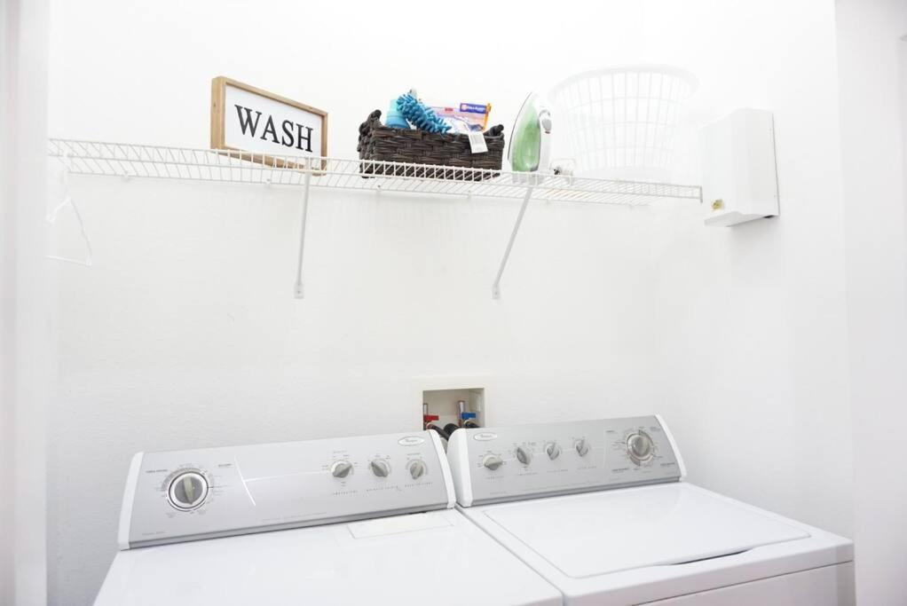 New Luxury Vacation Dream Rental- Sleeps 15! 마이애미 외부 사진