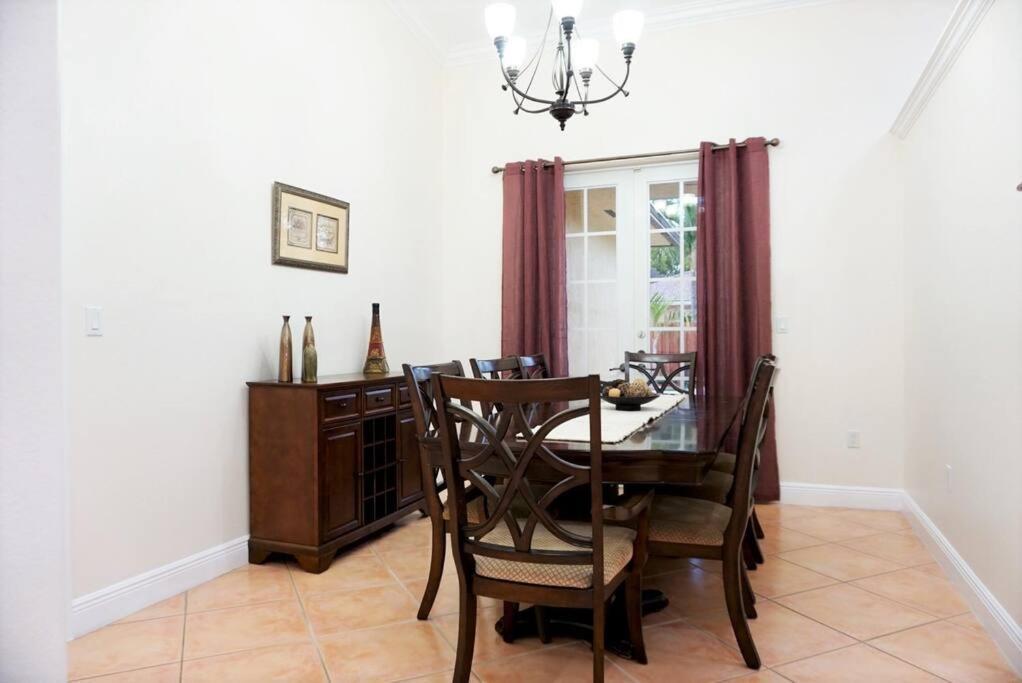 New Luxury Vacation Dream Rental- Sleeps 15! 마이애미 외부 사진